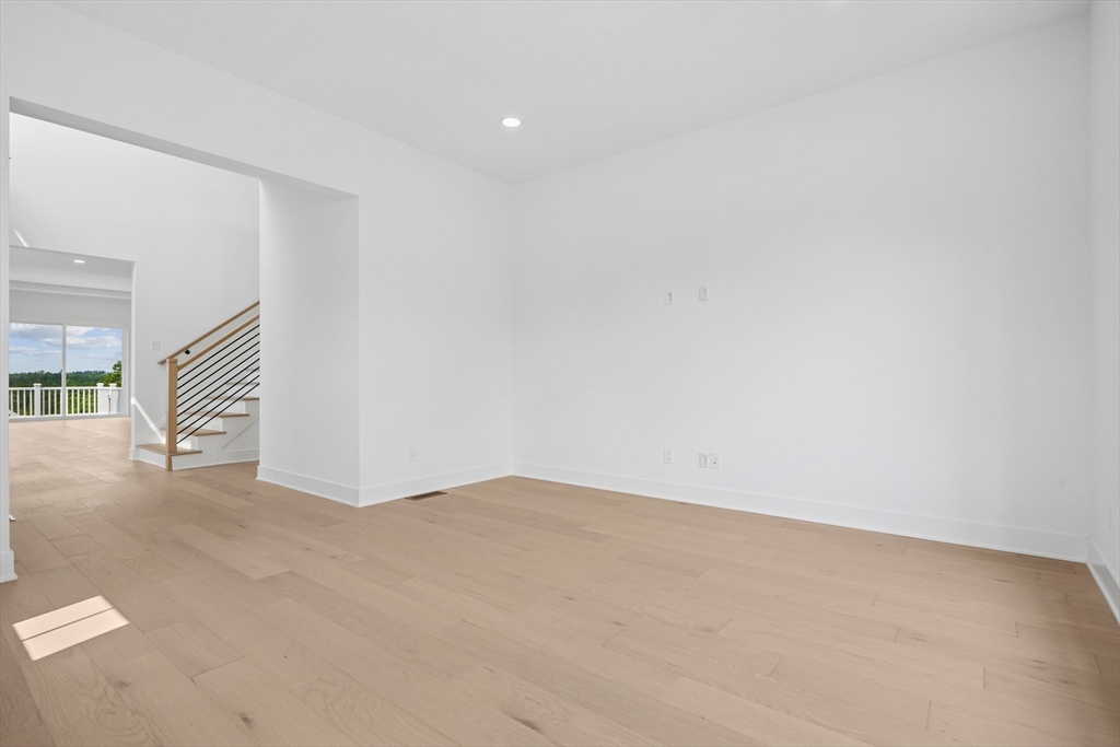 15 Broadleaf # 0006 Property Photo 5