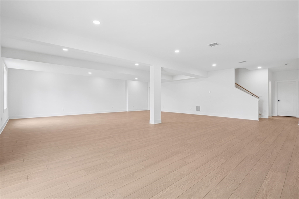 15 Broadleaf # 0006 Property Photo 8