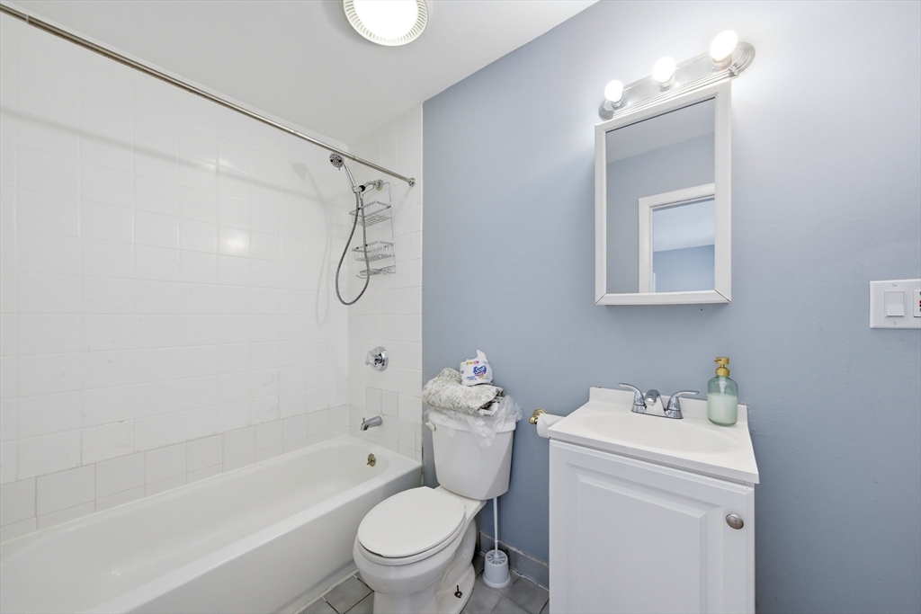 12 Kilby St # 3l Property Photo 4