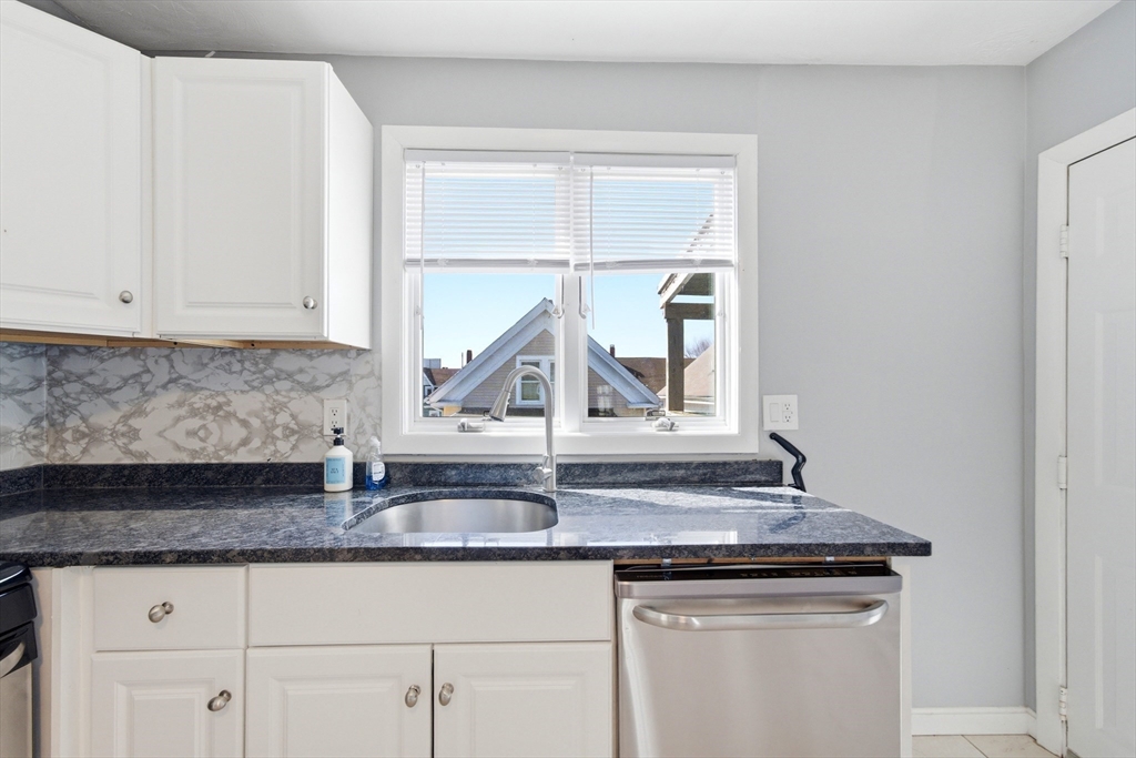 12 Kilby St # 3l Property Photo 5
