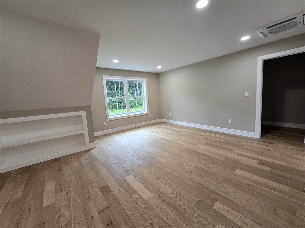 2930 Shelburne Falls Rd Property Photo 28
