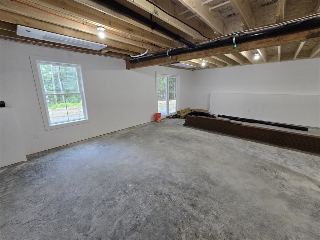 2930 Shelburne Falls Rd Property Photo 35