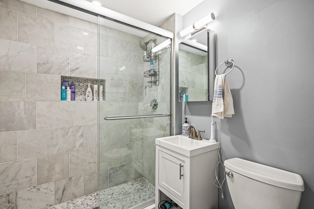 55 Saxton Street # 1 Property Photo 8