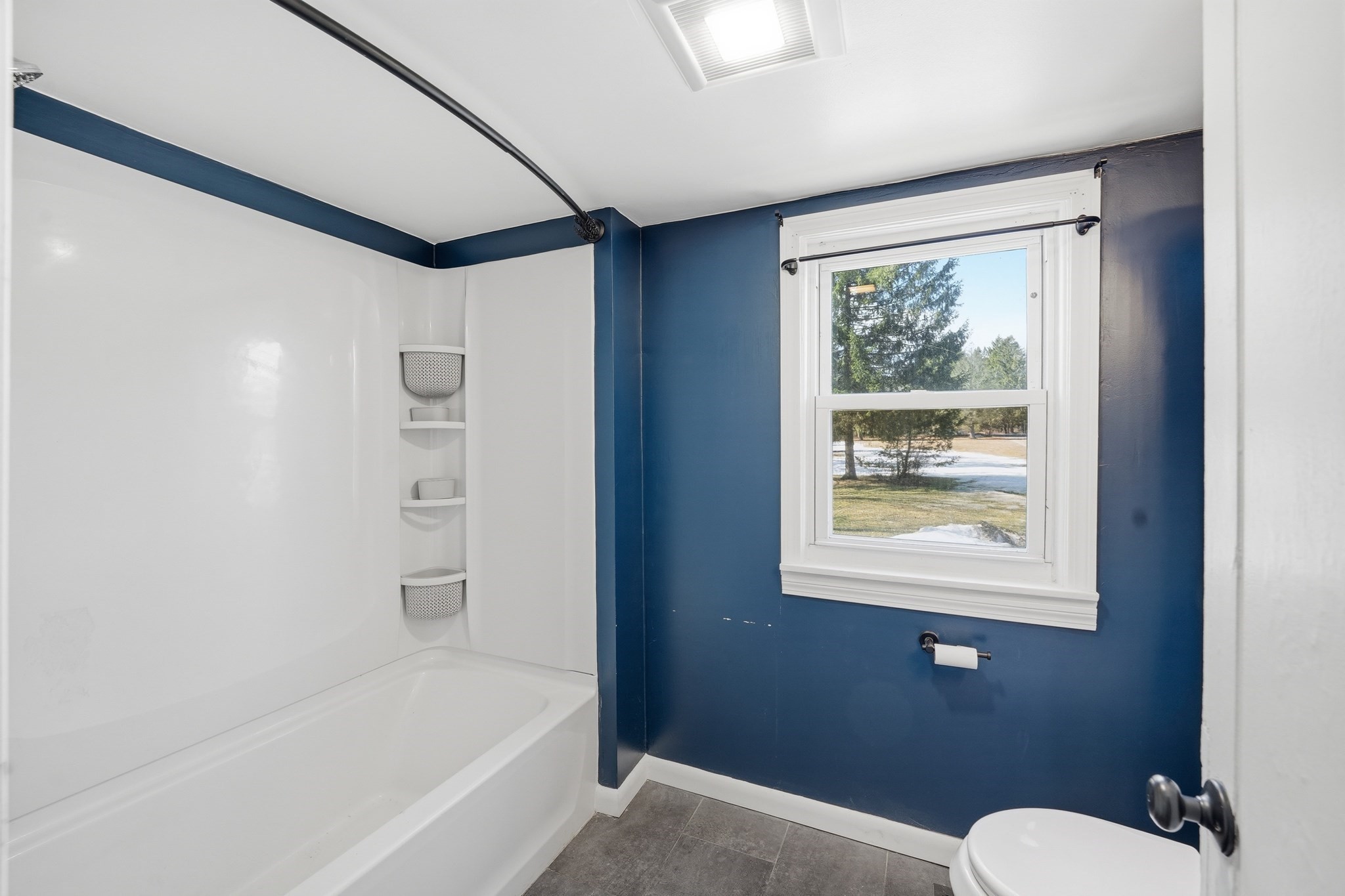 5 Torrey St Property Photo 8