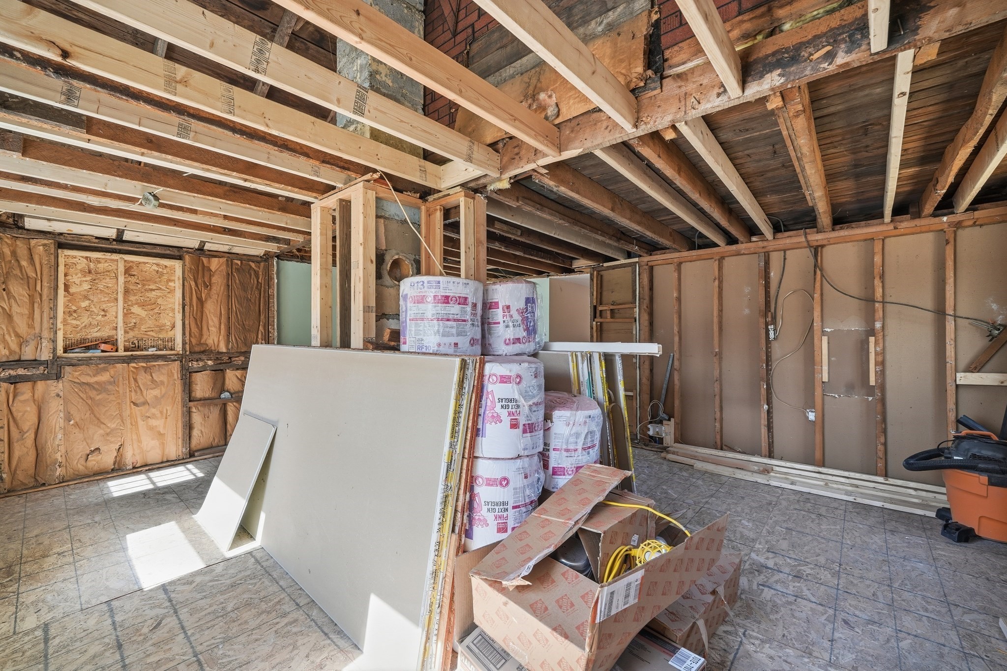 5 Torrey St Property Photo 14