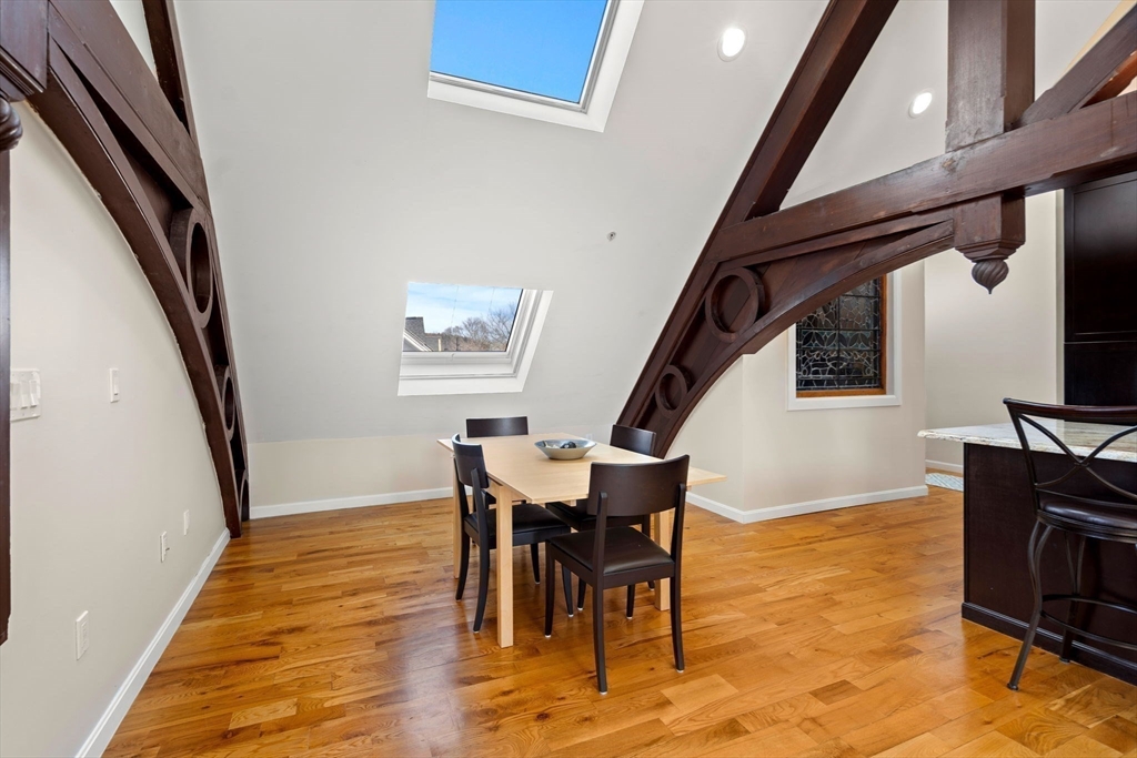 143 Burrill Street # 301 Property Photo 6