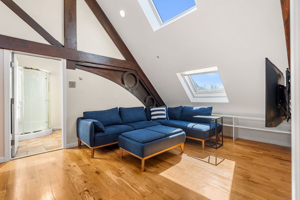 143 Burrill Street # 301 Property Photo 7