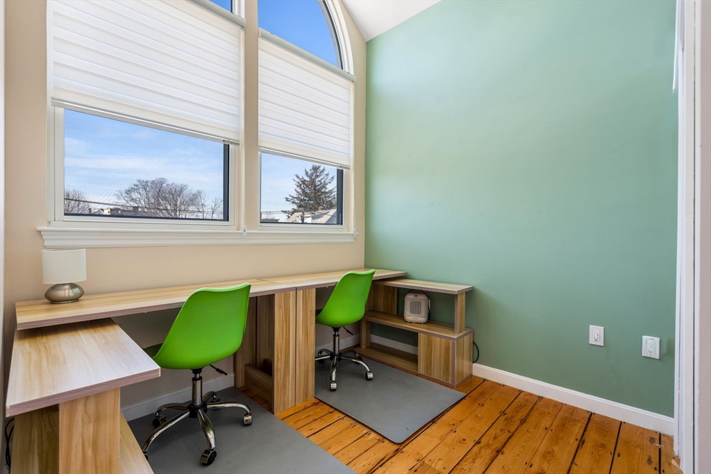 143 Burrill Street # 301 Property Photo 15