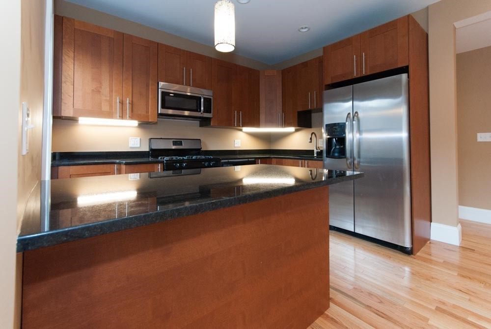 6 Lothian Rd # 3 Property Photo 11