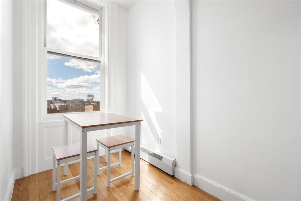 483 Beacon St Property Photo 4