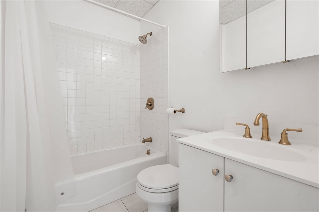 483 Beacon St Property Photo 5