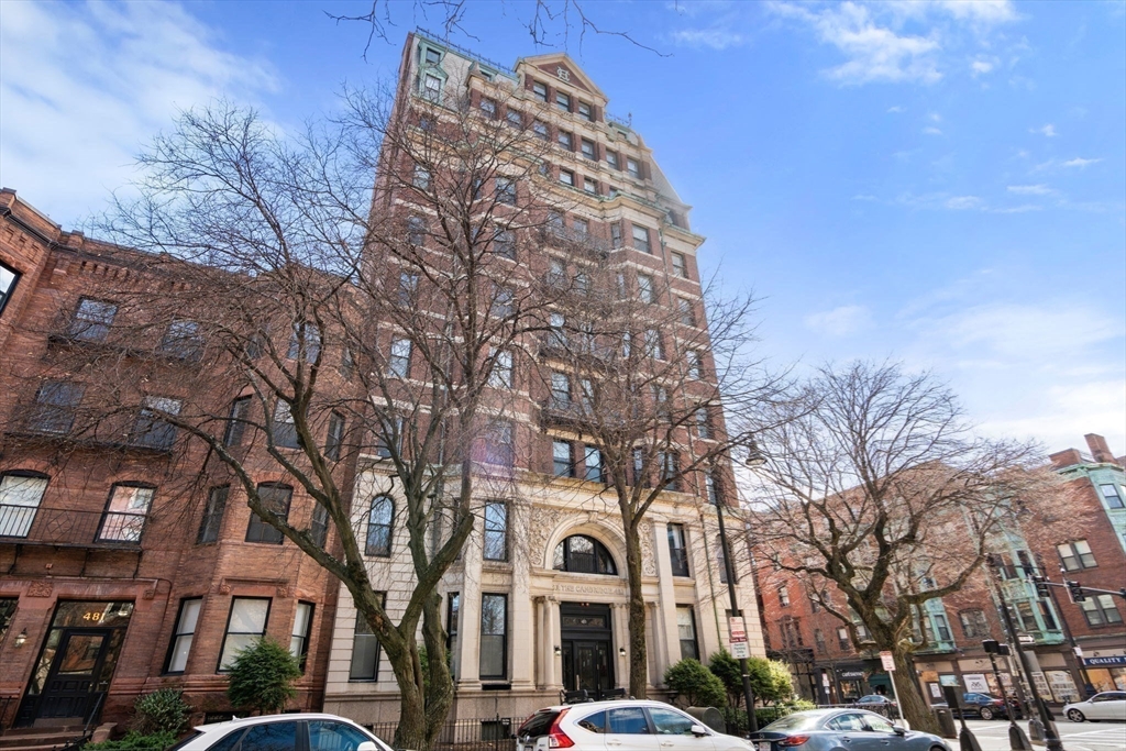 483 Beacon St Property Photo 8