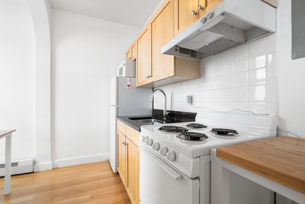 483 Beacon St Property Photo 13