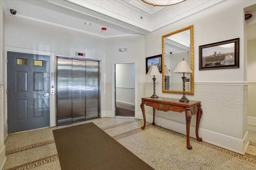 483 Beacon St Property Photo 18