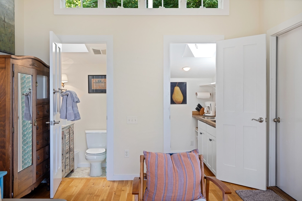 593 Commercial Street Property Photo 26