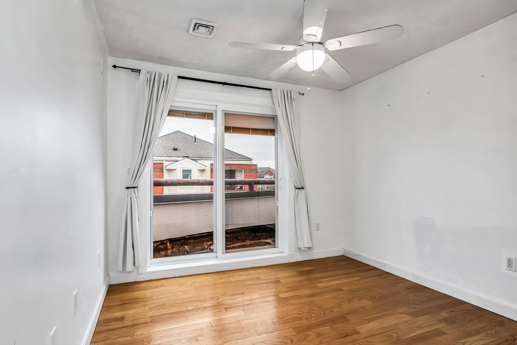 21 Margin Street # 33 Property Photo 22