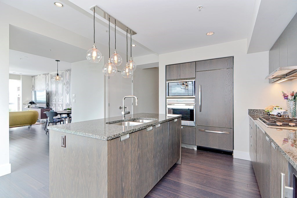 110 Stuart St # 23b Property Photo 6