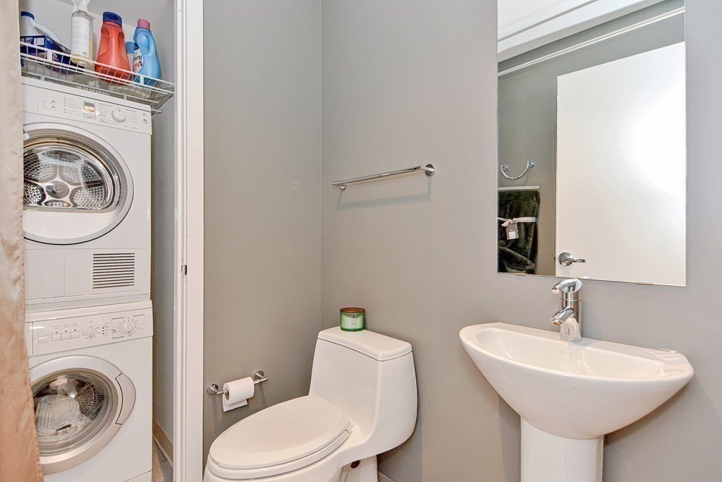 110 Stuart St # 23b Property Photo 14