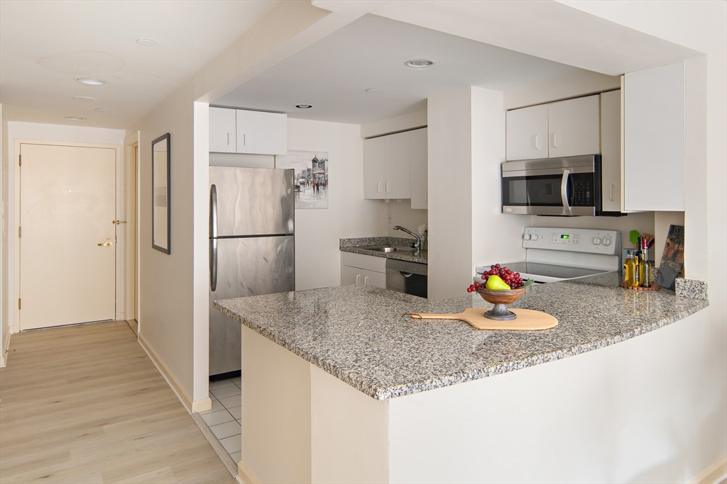 10 Rogers Street # 227 Property Photo 10
