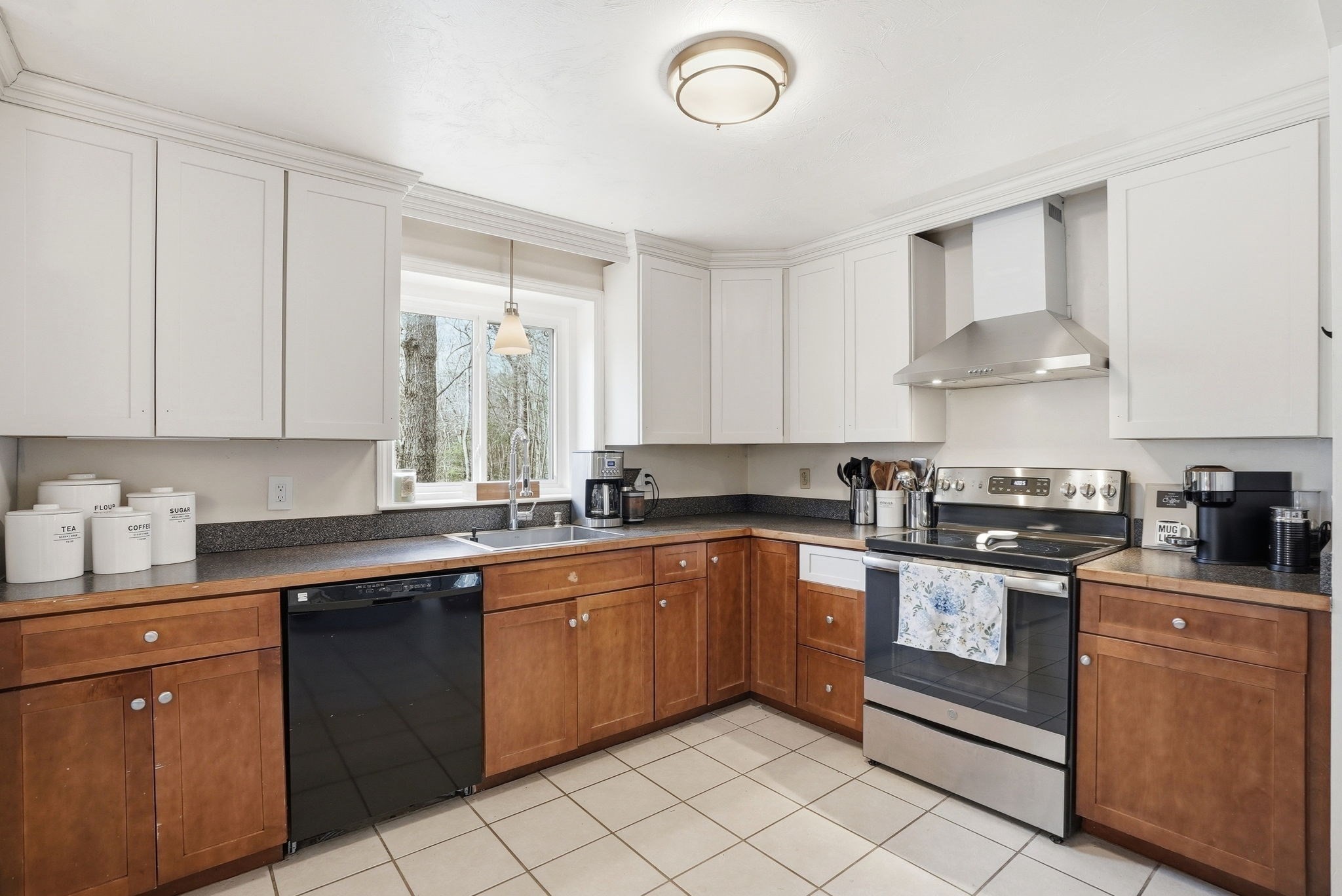 102 County St Property Photo 12