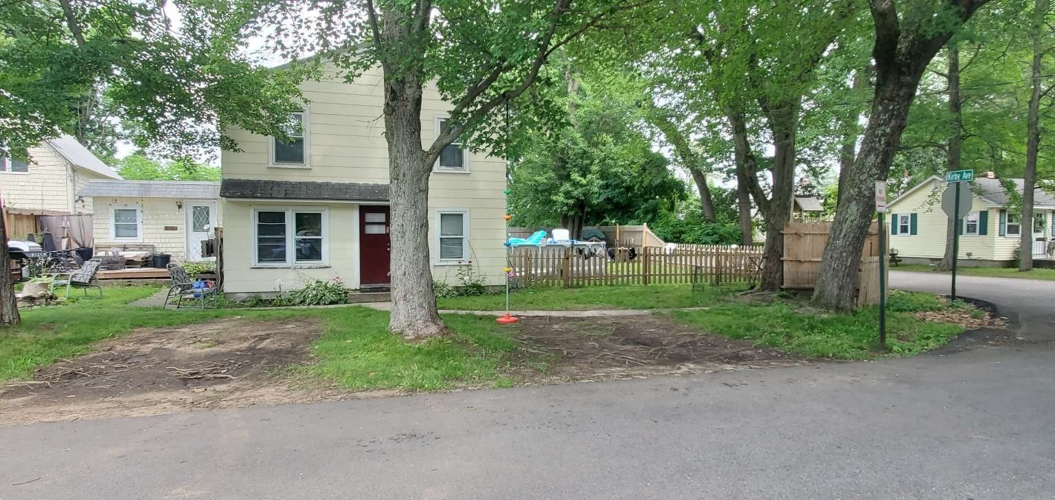 19 Wallis Park Property Photo 2