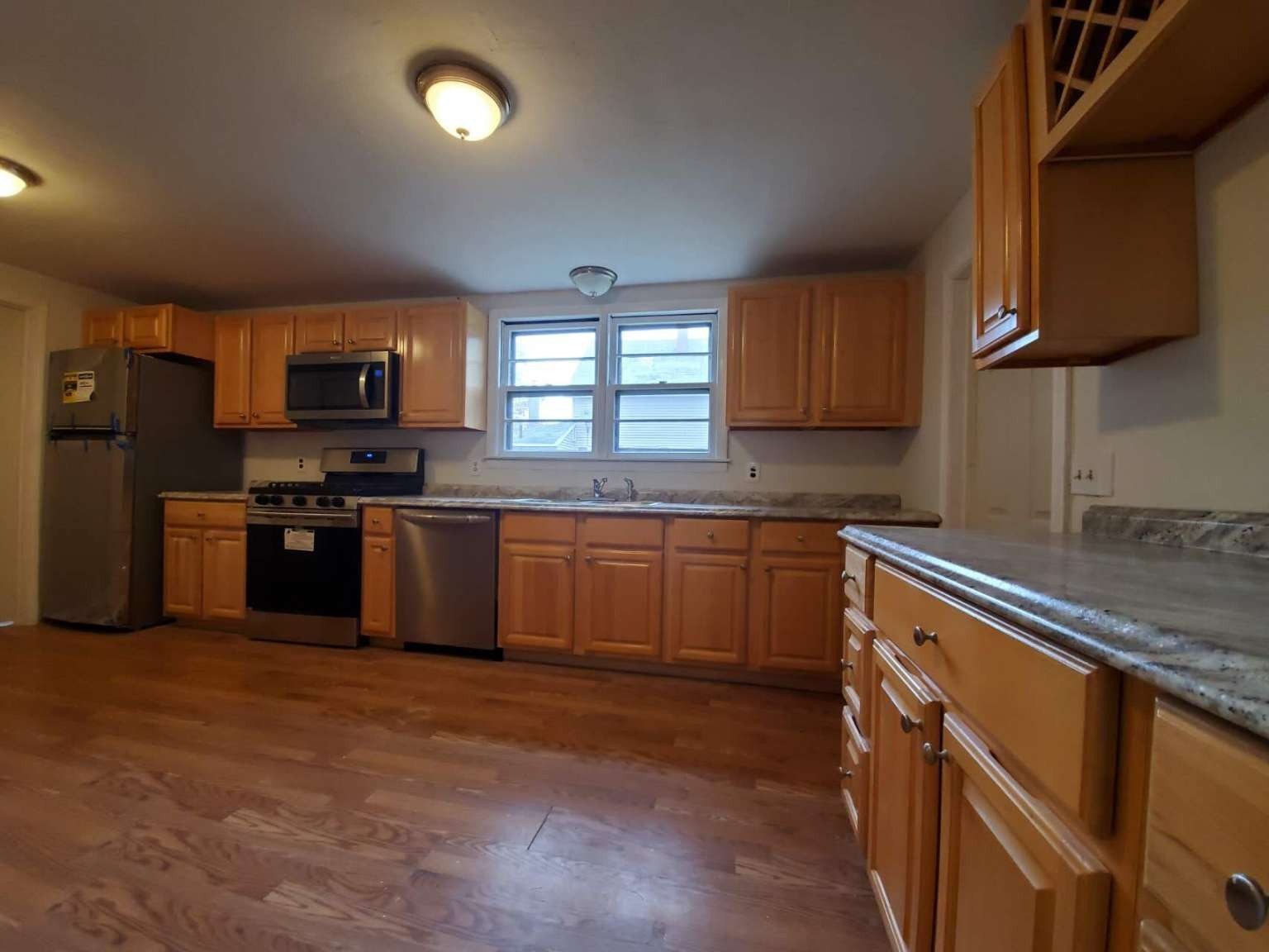 19 Wallis Park Property Photo 5
