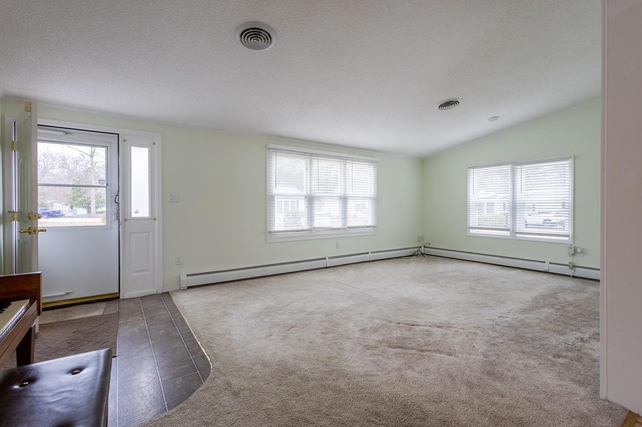 30 Leisurewood Drive Property Photo 4