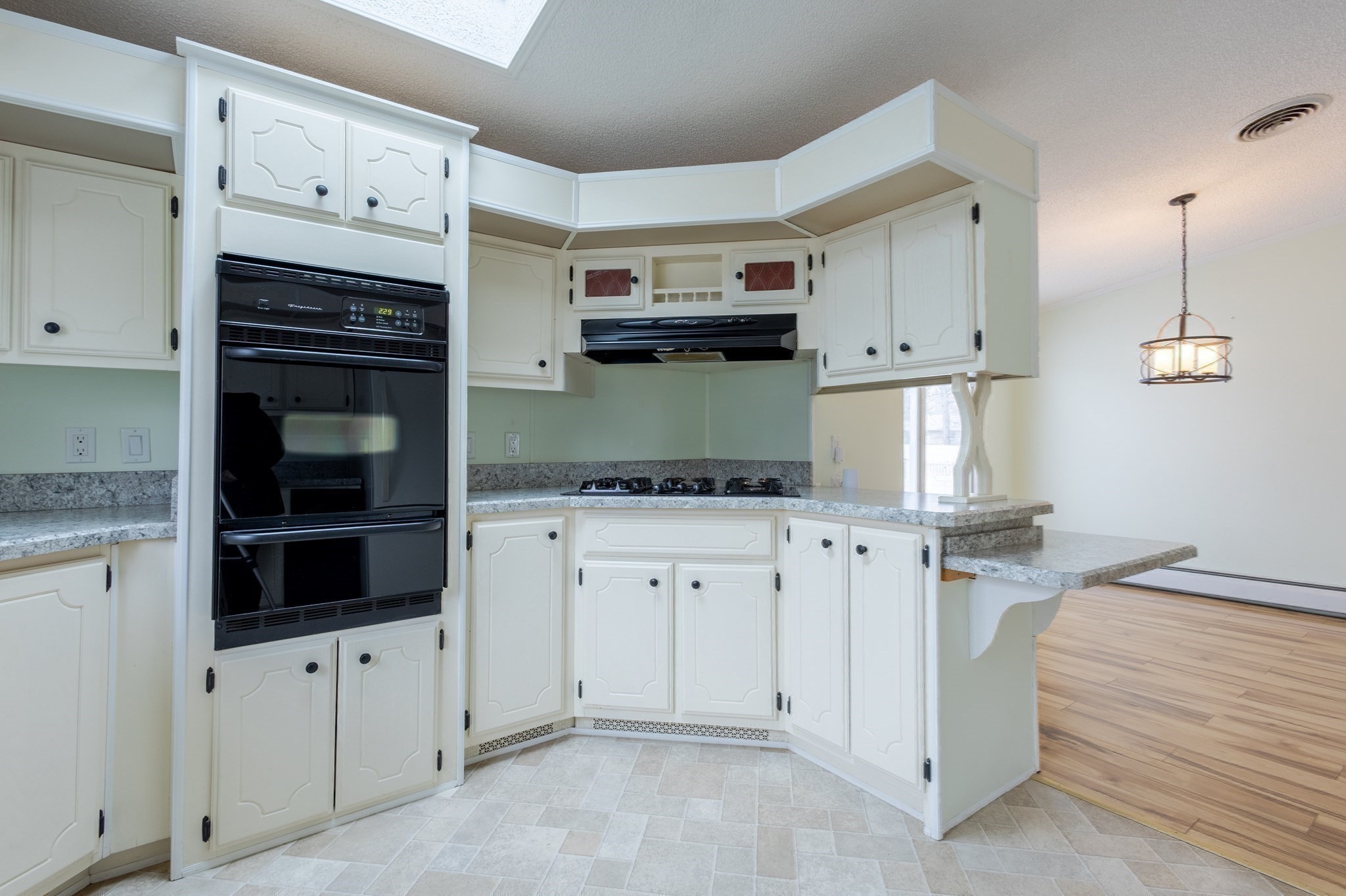 30 Leisurewood Drive Property Photo 11