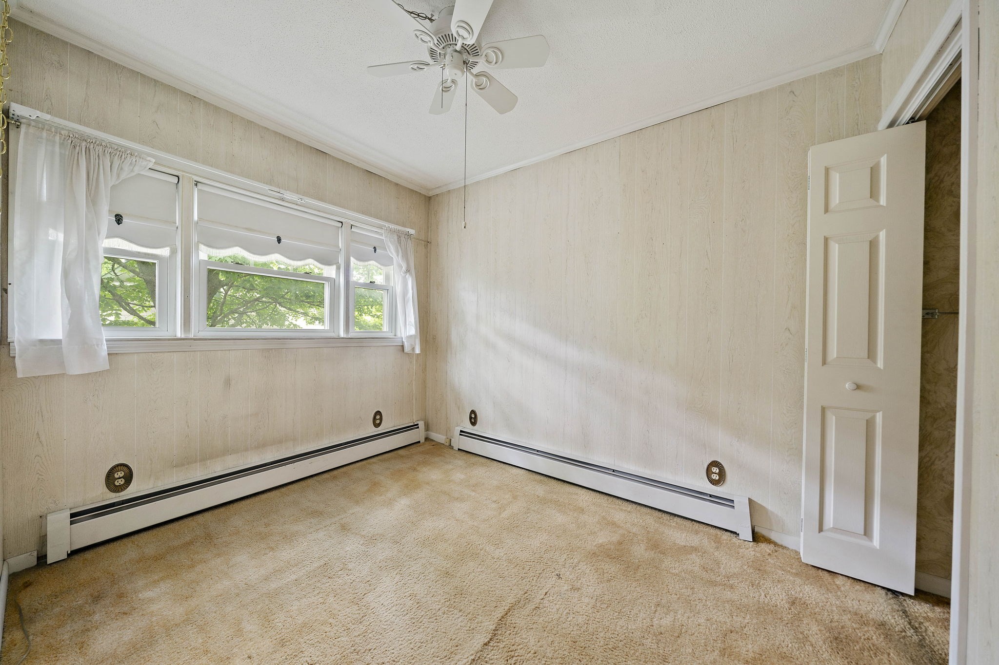 133 Pleasant Valley St Property Photo 12