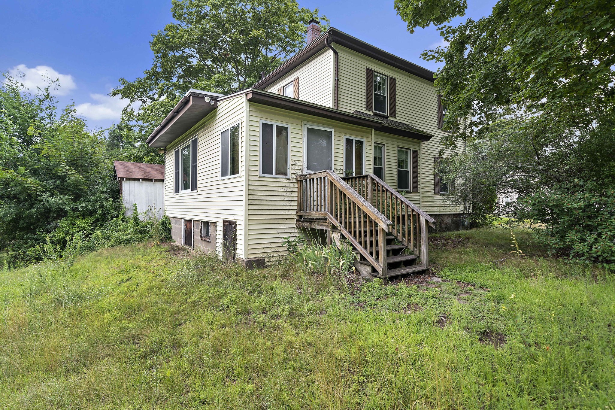 133 Pleasant Valley St Property Photo 25