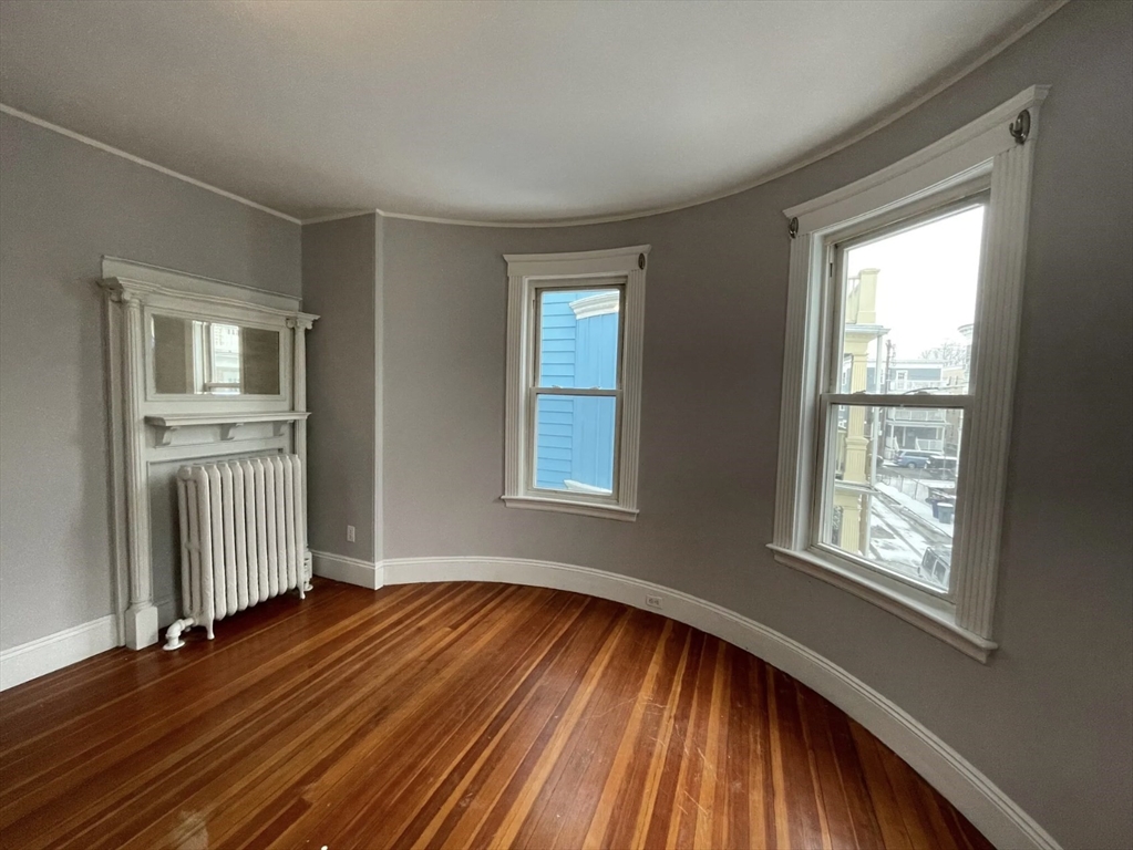 9 Sumner Sq Property Photo 9