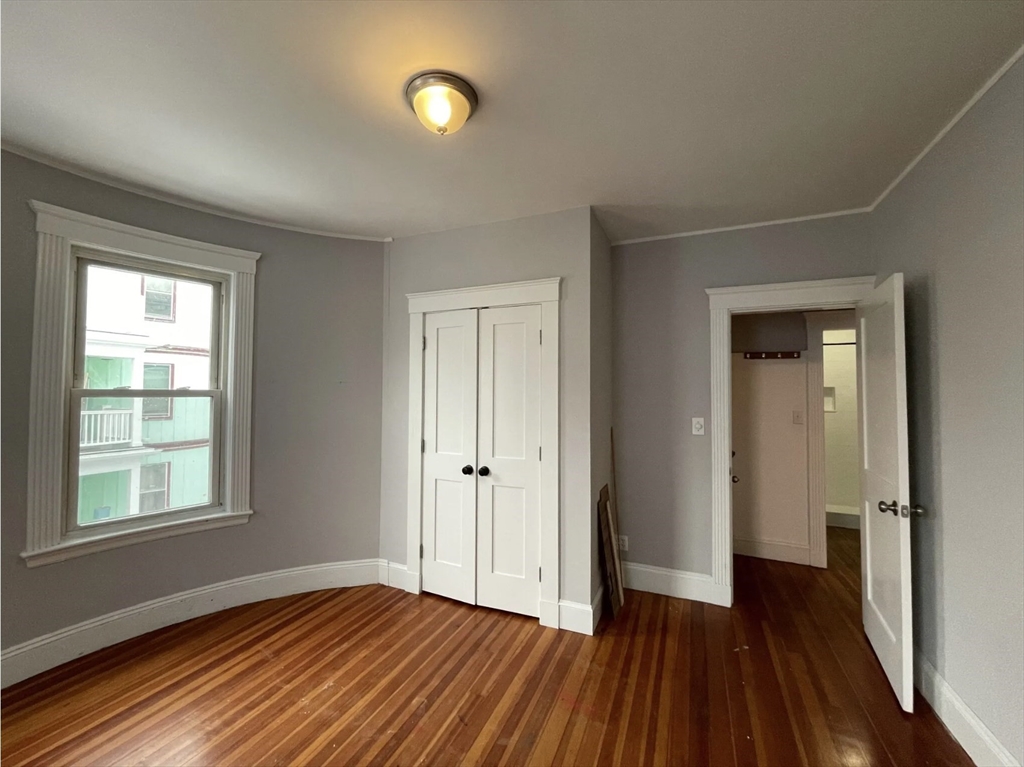 9 Sumner Sq Property Photo 10