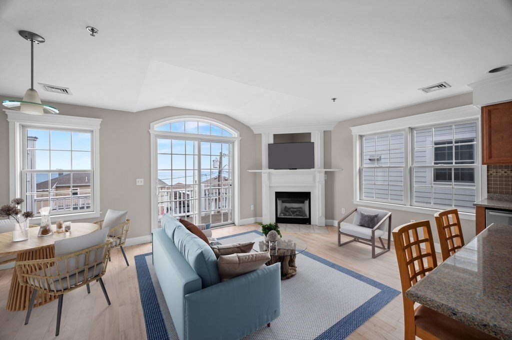 14 Atlantic Avenue # D Property Photo 17
