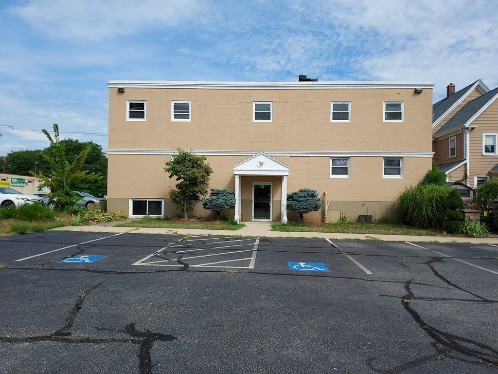 5 Andover Property Photo 4