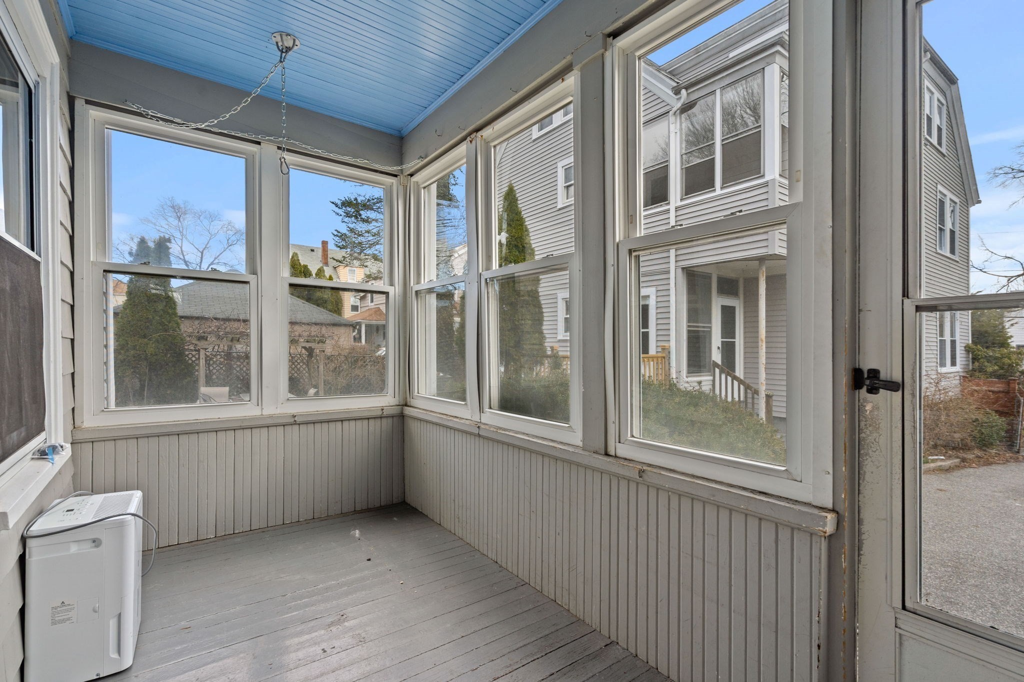 74 Myrtle St Property Photo 3