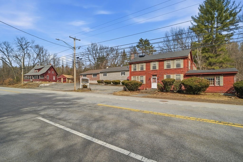285 Middlesex Rd Property Photo 1