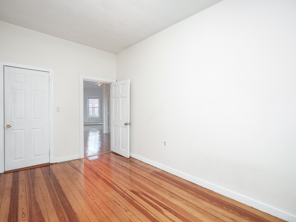 4 Saxton St Property Photo 2