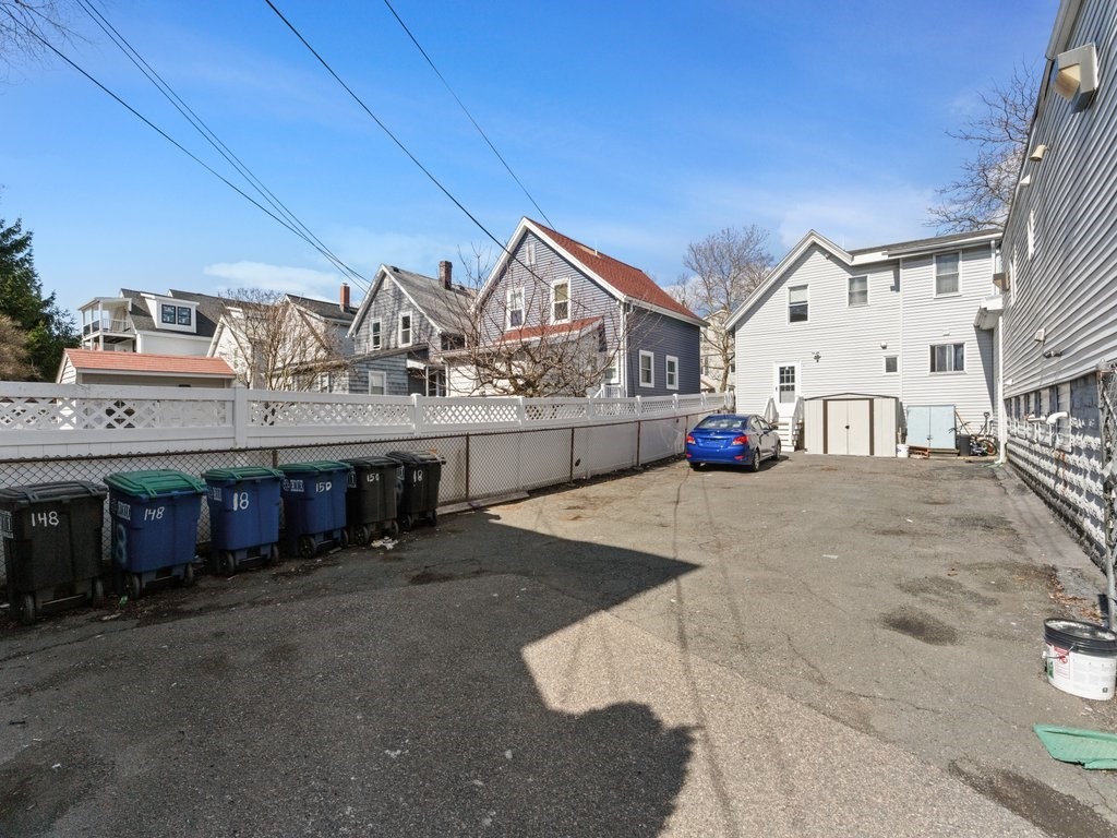148 Pearl Property Photo 8