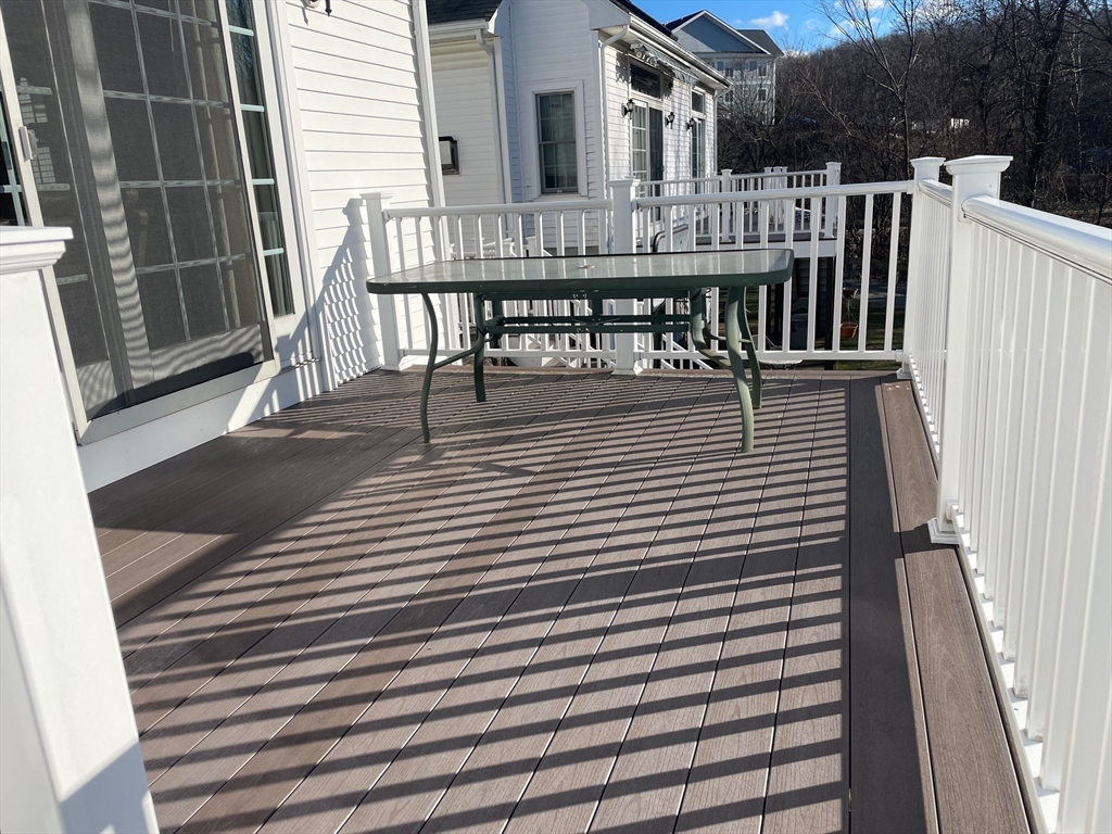 1201 Matthew Woods Dr # 1201 Property Photo 6