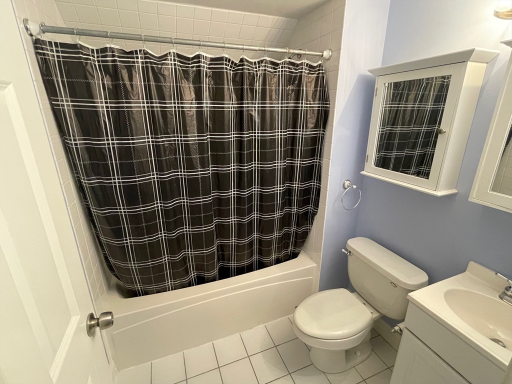 1201 Matthew Woods Dr # 1201 Property Photo 34
