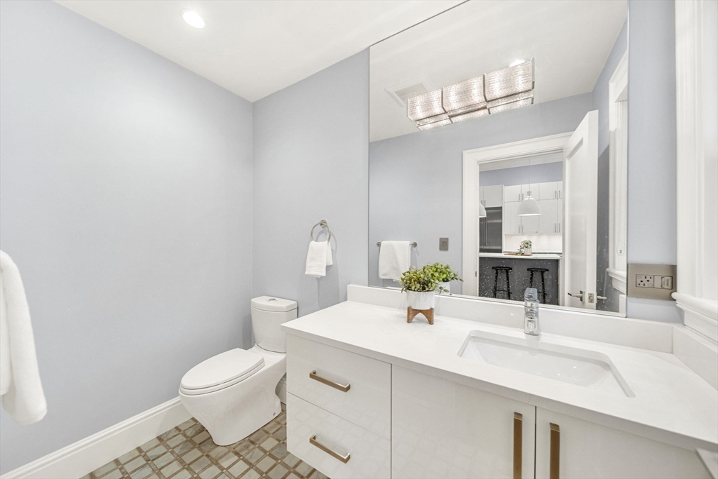 327 Shawmut Ave # 1 Property Photo 8