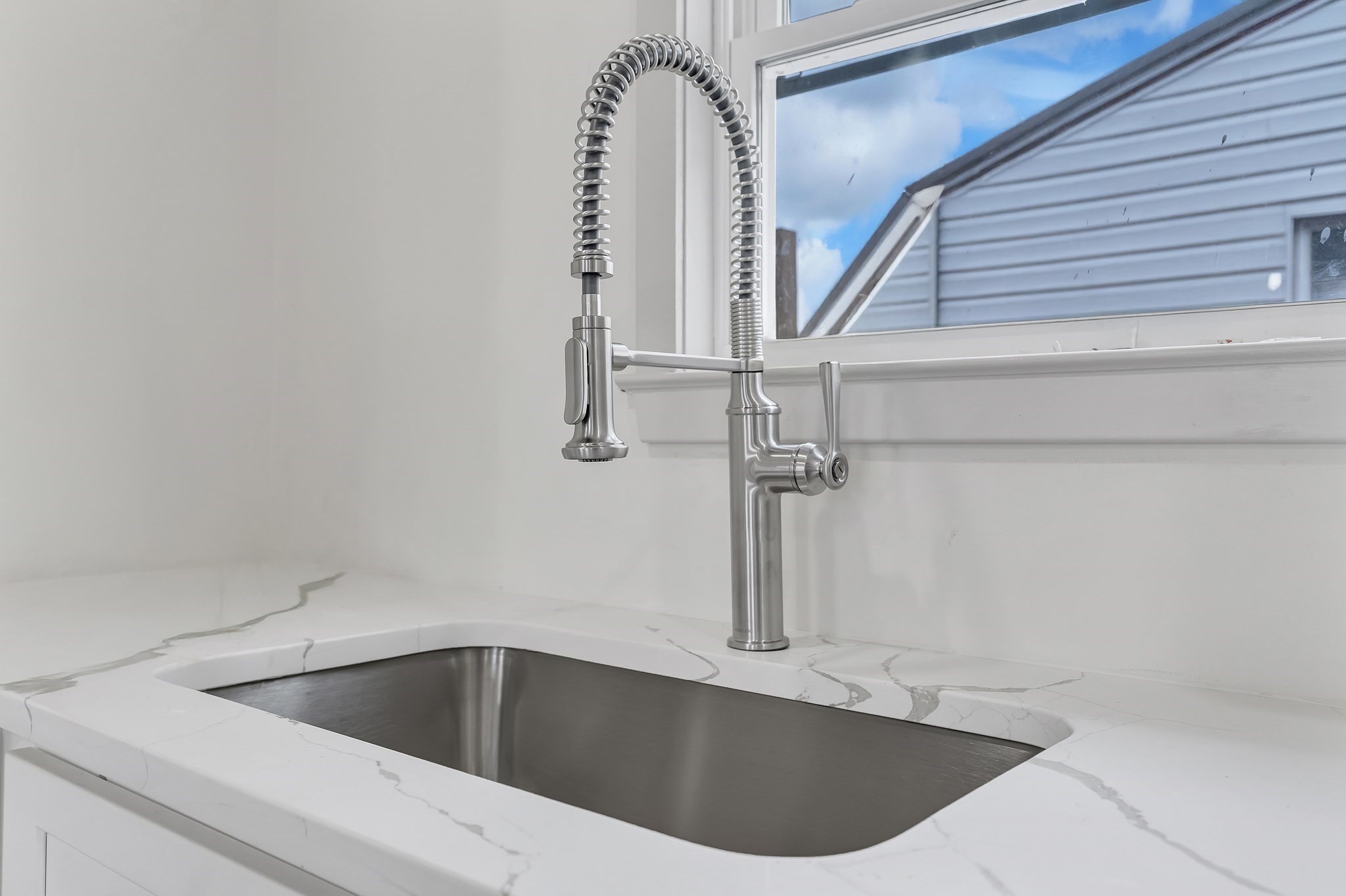 25 Tremont St Property Photo 3