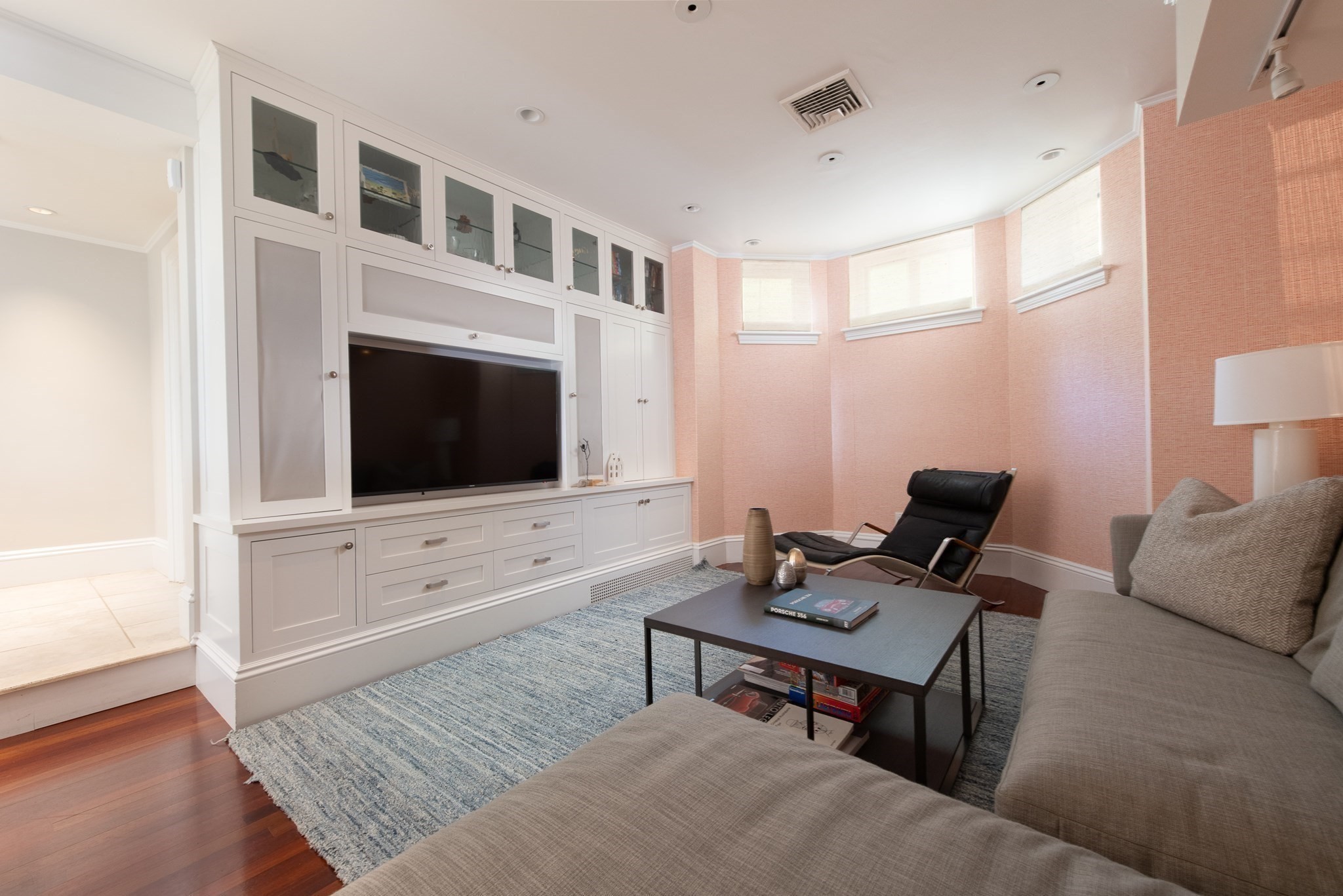 340 Marlborough St Property Photo 15
