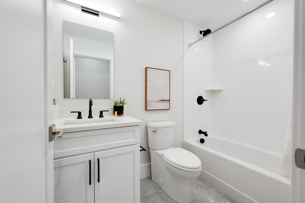 62 Foundry St # 202 Property Photo 18