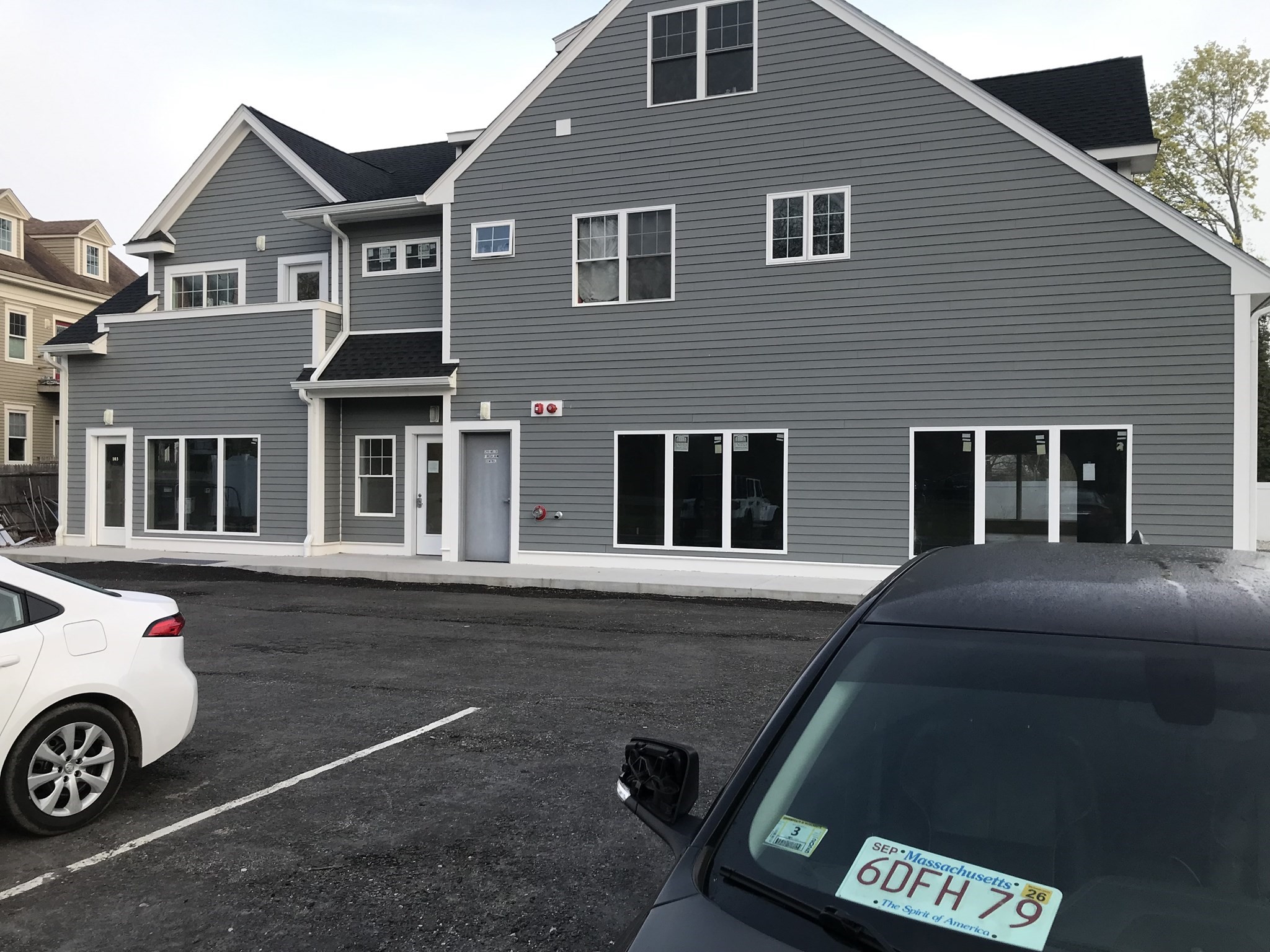 147 S Main St Property Photo 2