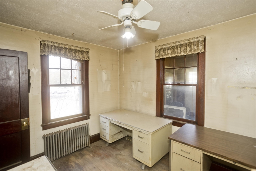 1019 Burnett Rd Property Photo 23