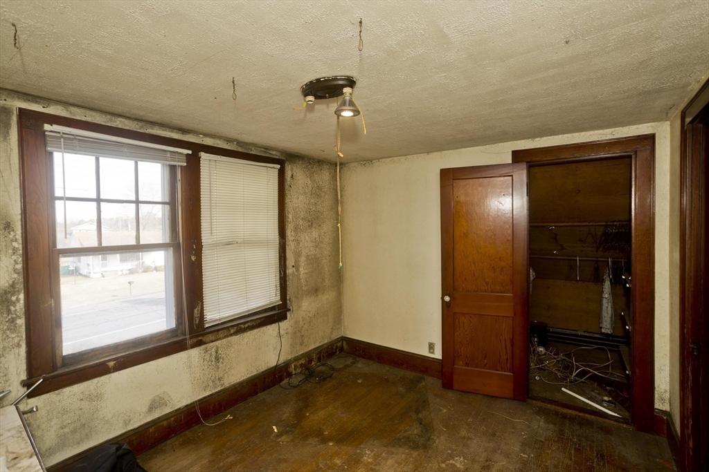 1019 Burnett Rd Property Photo 29