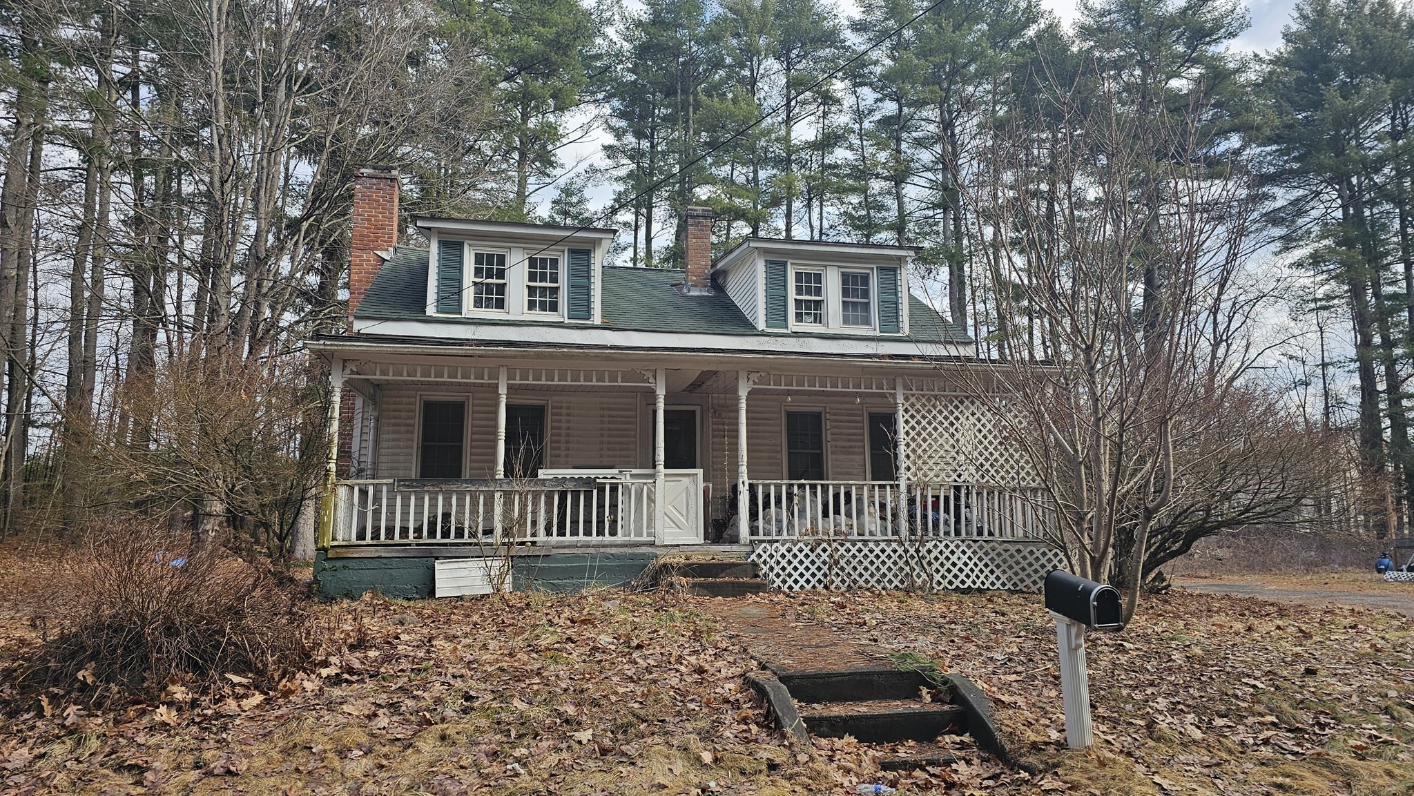 45 River St Property Photo 2