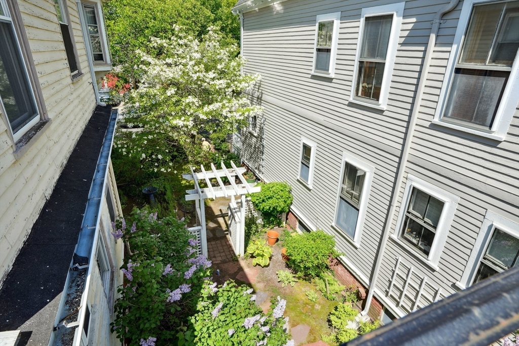 9 Kidder Ave # 2 Property Photo 6