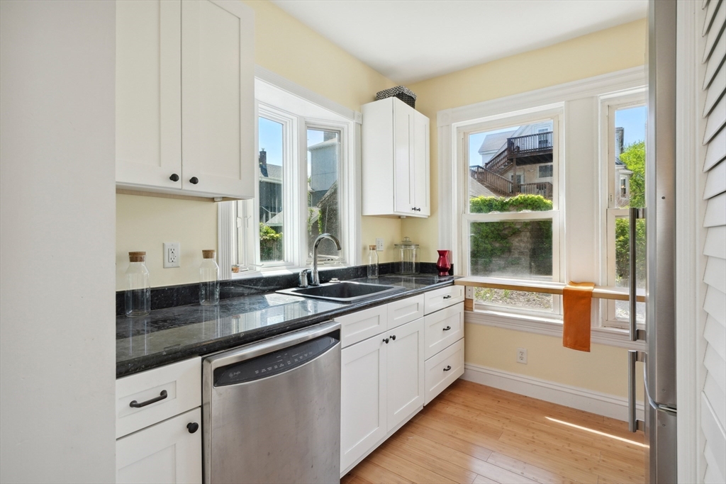9 Kidder Ave # 2 Property Photo 11